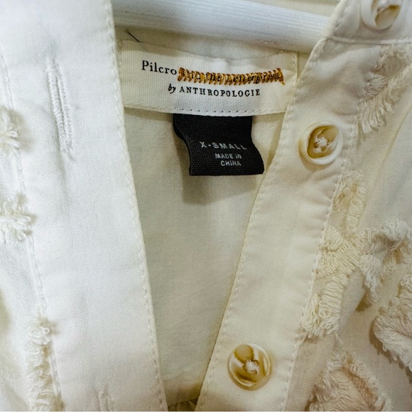 Anthropologie Cream Textured Button-Up blouse size XSmall - Picture 3 of 7